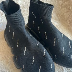 Men’s Size 8 Balenciaga Sneakers